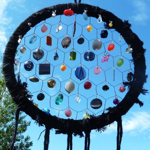 No. 3 Handmade beaded chicken cage - Picture 2 of 3